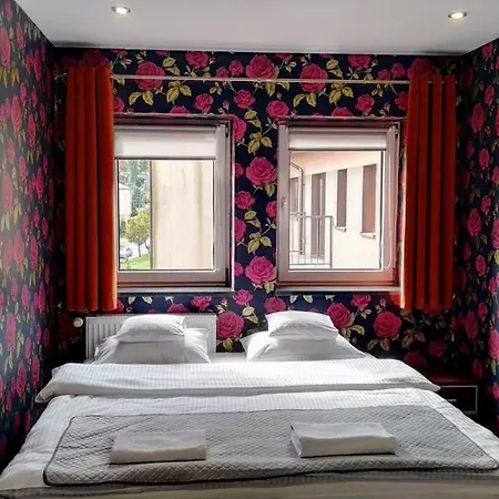 Nata Goscinne Restauracja فندق مبيت وإفطار 3*