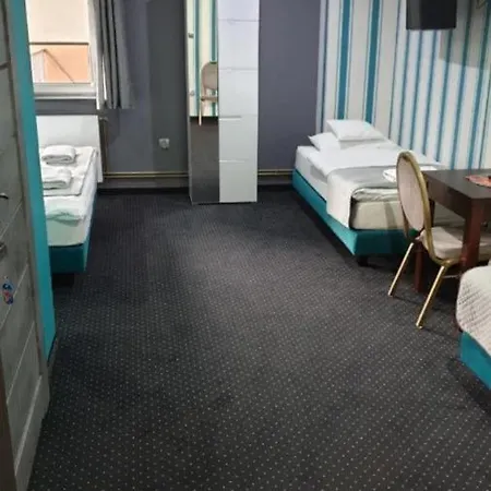 Nata Goscinne Restauracja فندق مبيت وإفطار 3*