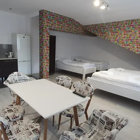 Nata Goscinne Restauracja فندق مبيت وإفطار