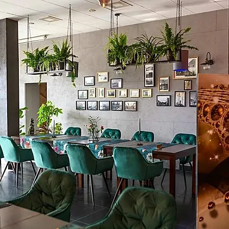 Nata Goscinne Restauracja Отель типа 