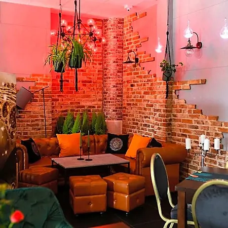 Nata Goscinne Restauracja Отель типа 