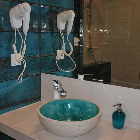 Nata Goscinne Restauracja Alojamento de Acomodação e Pequeno-almoço Libiaz