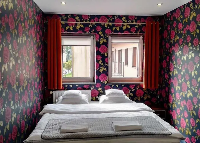 Nata Gościnne Restauracja Nocleg ze śniadaniem 3*